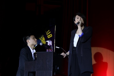 Visually impaired pianist Mr Lee Hin (left) and Ms Takki Wong (right) gave a joint performance in singing